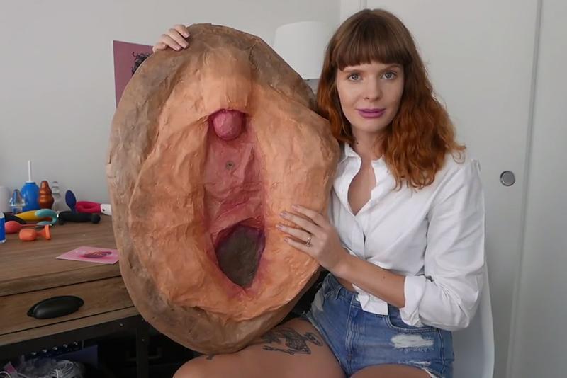Oral tips with a giant vulva